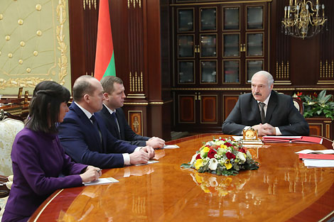 Belarus president expects new director to raise BelTA to new heights