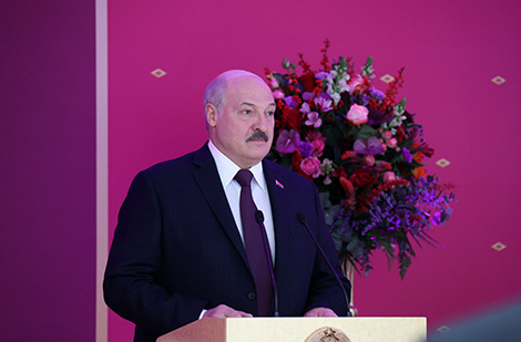 Lukashenko to youth: 'Belarus is your shield'