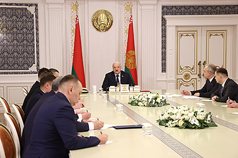 Lukashenko tells officials what to do with businesses left by foreign owners