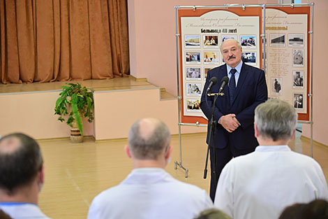 Lukashenko reveals approximate cost of developing Belarus’ coronavirus vaccine