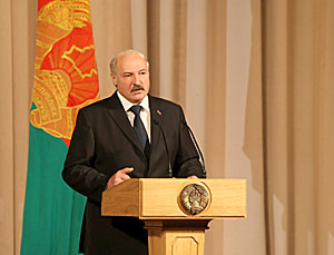 Lukashenko: It is very important for Belarus to maintain balance in relations with Moscow, Kiev
