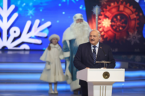 Lukashenko gives children advice on how to succeed in life
