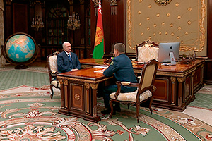 Lukashenko: Belarusian customs bodies help Russia protect its interests in western direction