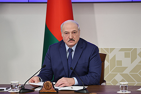 Lukashenko: I will defend my country whatever it takes