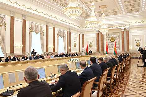 Lukashenko points out positive aspects of 'dictatorship' in Belarus