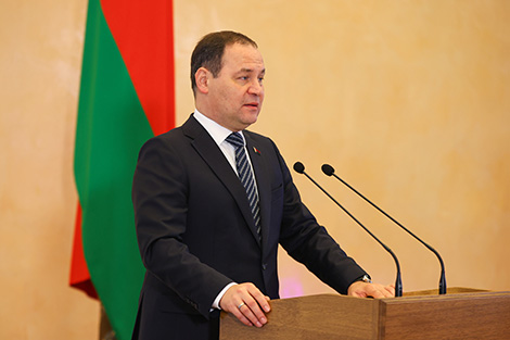 Better economic competitiveness, higher household income named Belarus’ priorities for 2022