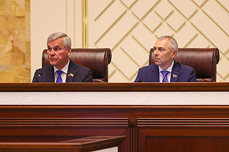 Andreichenko: Only Belarusians can restore order, maintain peace in Belarus