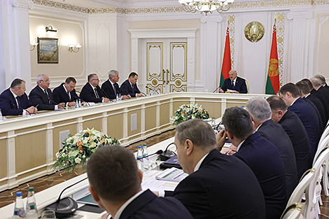 Lukashenko: Price regulation is a matter of social justice
