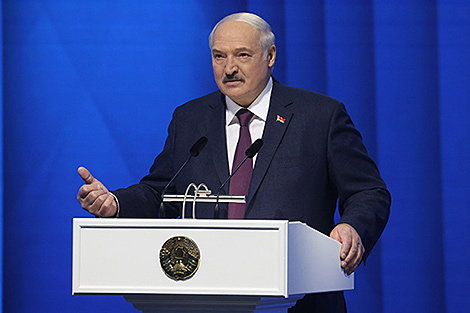 Lukashenko promises immediate response to any encroachment upon Belarus’ territory