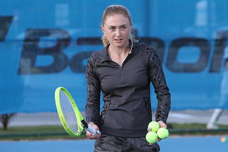 Белоруска Александра Саснович вышла в 1/4 финала турнира в Кливленде