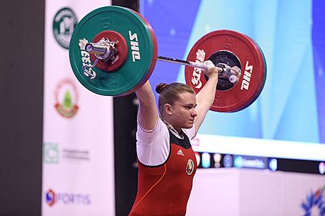 Белорусская тяжелоатлетка Дарья Наумова взяла серебро II Игр стран СНГ