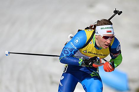 Белорусский биатлонист Антон Смольский занял 4-е место в гонке преследования на этапе КМ в Анси