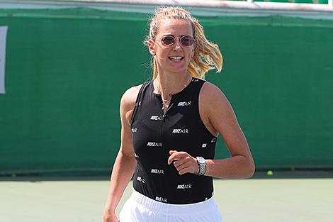 Виктория Азаренко вышла в 1/8 финала теннисного турнира в Монреале