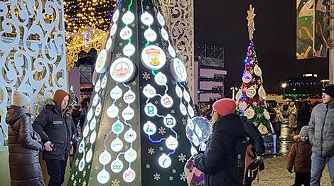 В Минске выбрали самую лучшую новогоднюю елку