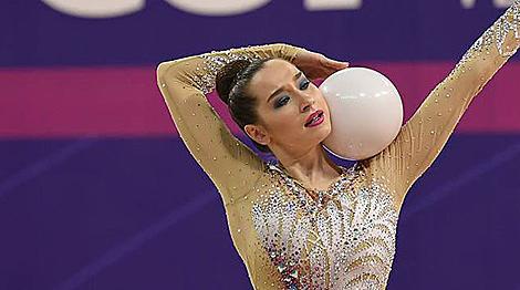 Белорусские грации завоевали 3 бронзы на этапе КМ по художественной гимнастике в Италии