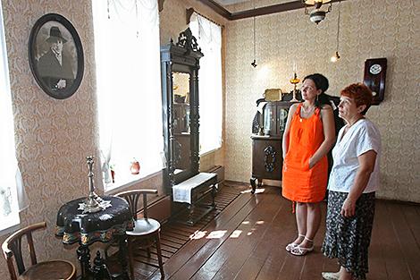 Квест по дому-музею и артисты на ходулях - в Витебске отметят день рождения Шагала