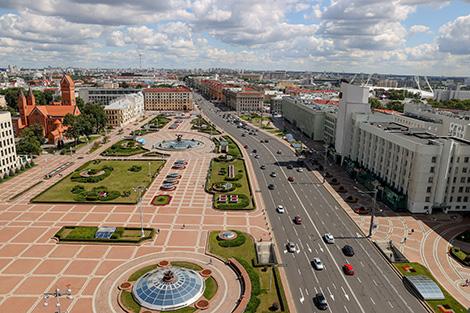 Фейерверк, концерты, награды активистам, полумарафон - Минск готовится встретить День города