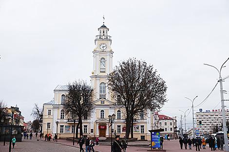 Четыре новогодние мелодии записали для ратушных часов в Витебске