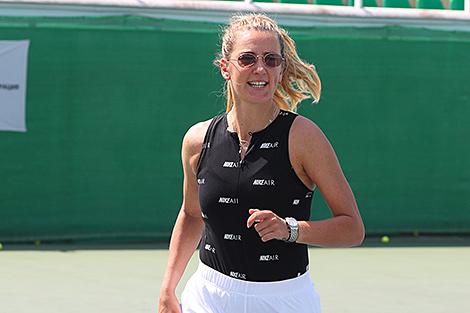 Виктория Азаренко вышла в четвертьфинал турнира в Аделаиде