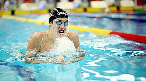 Белорусский пловец Илья Шиманович завоевал серебро ЧМ в Ханчжоу