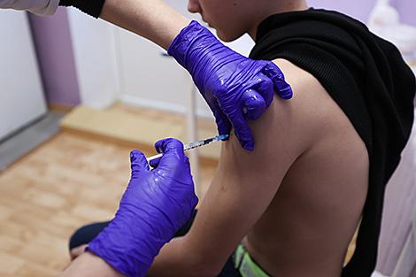 Более 4,87 млн белорусов прошли полный курс вакцинации против COVID-19