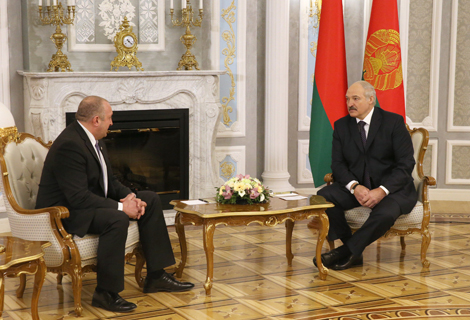 Лукашенко: Беларусь с величайшим уважением относится к Грузии и ее народу