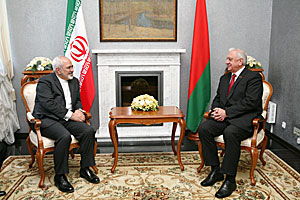 Мясникович: Беларусь заинтересована в расширении парламентского сотрудничества с Ираном