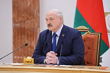 Лукашенко намерен в ближайшее время встретиться с Путиным, обсудят и тему 