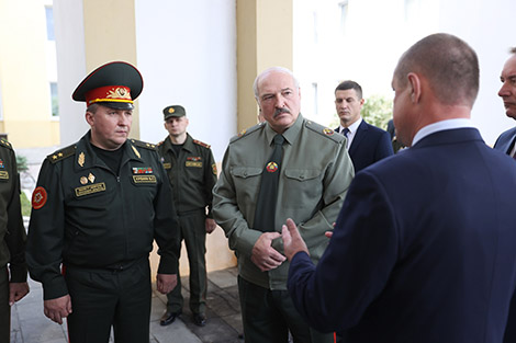 Лукашенко: каждый регион Беларуси должен быть готов провести мобилизацию в короткий срок