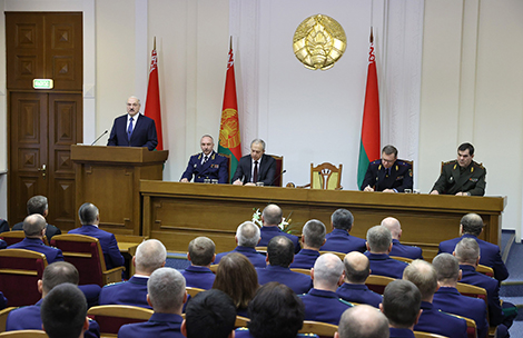 Лукашенко: страна должна уже в этом году вернуться к безопасному периоду, который был совсем недавно