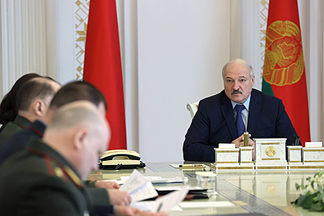 Лукашенко: уж очень хочется разным силам, прежде всего извне, накалить в Беларуси обстановку