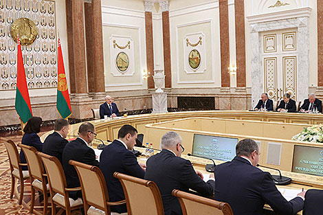 Лукашенко: Беларусь в высшем образовании сохранила лучшие советские традиции