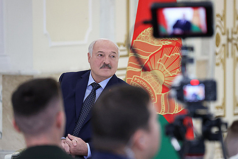 Лукашенко о пропаганде и агитации: у нас есть и должна быть своя идеология