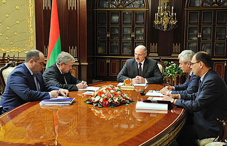 Лукашенко: Беларуси с Россией надо договориться о равных условиях для субъектов хозяйствования