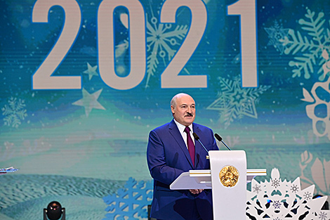 Лукашенко: белорусы прошли через испытания, которые сломали не один народ, и взяли судьбу в свои руки