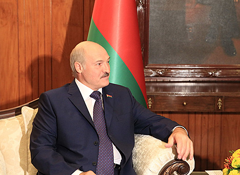 Лукашенко: Экономические отношения Беларуси и Пакистана обязательно выйдут на уровень политических
