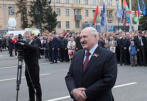 Президент: белорусское государство невозможно наклонить, как это происходит в Венесуэле и Сирии