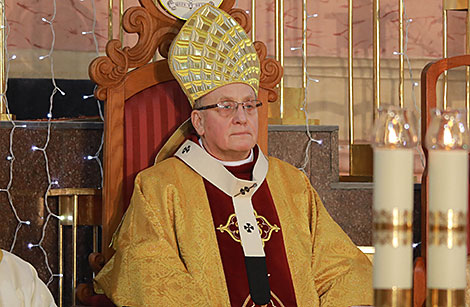 Кондрусевич призывает католиков отпраздновать Пасху дома