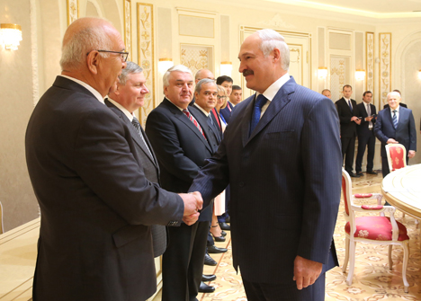Лукашенко: Беларусь и Россия адекватно реагируют на усиление НАТО у границ Союзного государства