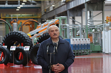 Лукашенко: для меня главное не влезть по уши в украинский конфликт, а чтобы он быстрее закончился