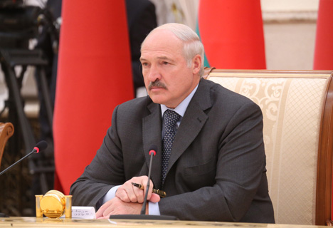 Лукашенко: Беларуси и Турции необходимо перестраиваться на кооперационную форму взаимодействия