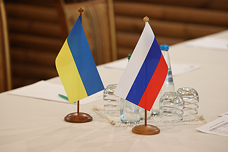 Лукашенко назвал условие для установления мира в Украине: сесть за стол переговоров и в тишине обсуждать все вопросы
