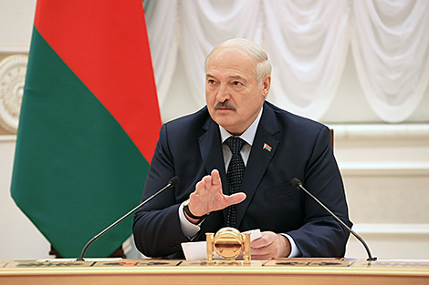 Лукашенко заявил о необходимости формирования новой системы международных отношений