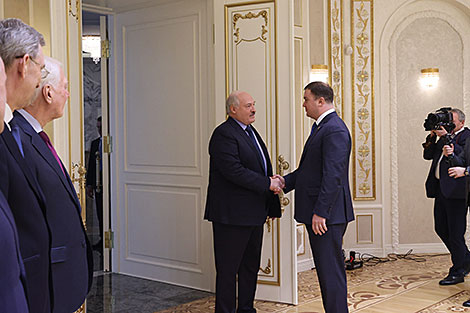 Резервов предостаточно. Лукашенко видит серьезный потенциал для роста товарооборота с Омской областью России
