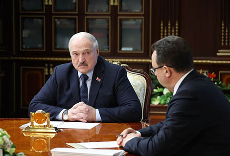 Lukashenko demands to ensure medical supplies without intermediaries