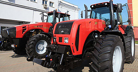 Belarusian ambassador visits MTZ tractor assembly facility in Ukraine