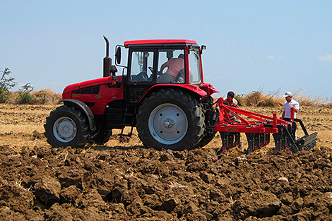 Belarusian tractor factory MTZ resumes deliveries to Zimbabwe