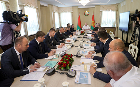 Belarusian governors instructed to prepare big investment projects