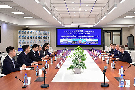 Great Stone, Sinotrans Overseas Development discuss cooperation in logistics