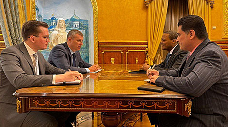 Ambassadors of Belarus, Oman discuss economic cooperation